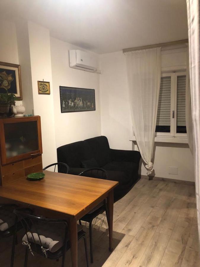 Monovano Elllen Grado Exterior foto